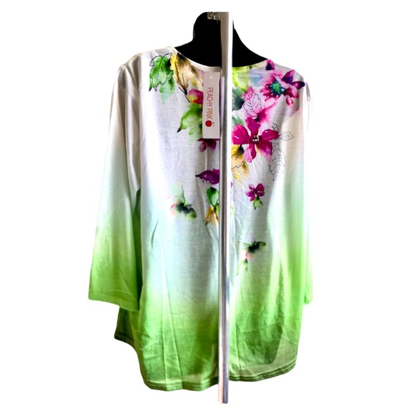 NWT Peachy Floral Top. Size L - Picture 2 of 4